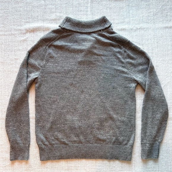 Banana Republic Sweater Mens Tan color Collar v-neck - Picture 5 of 8